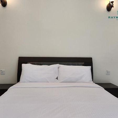 99 Kelawei Apartment Джордж Таун Екстериор снимка