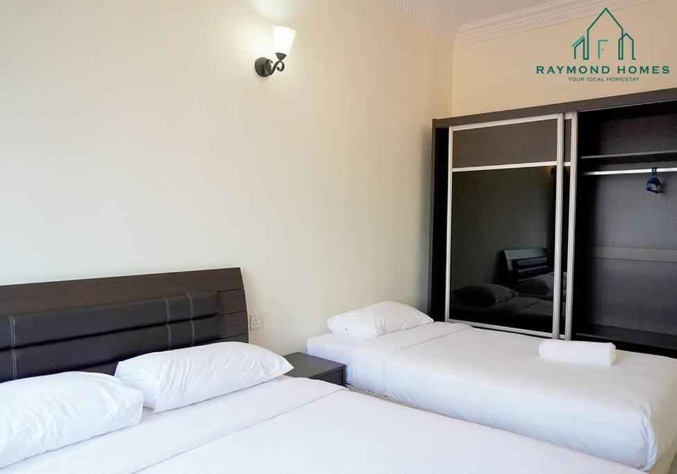 99 Kelawei Apartment Джордж Таун Екстериор снимка