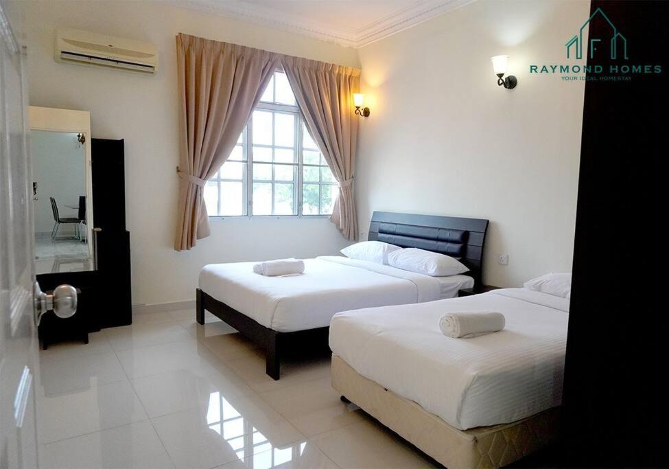 99 Kelawei Apartment Джордж Таун Екстериор снимка